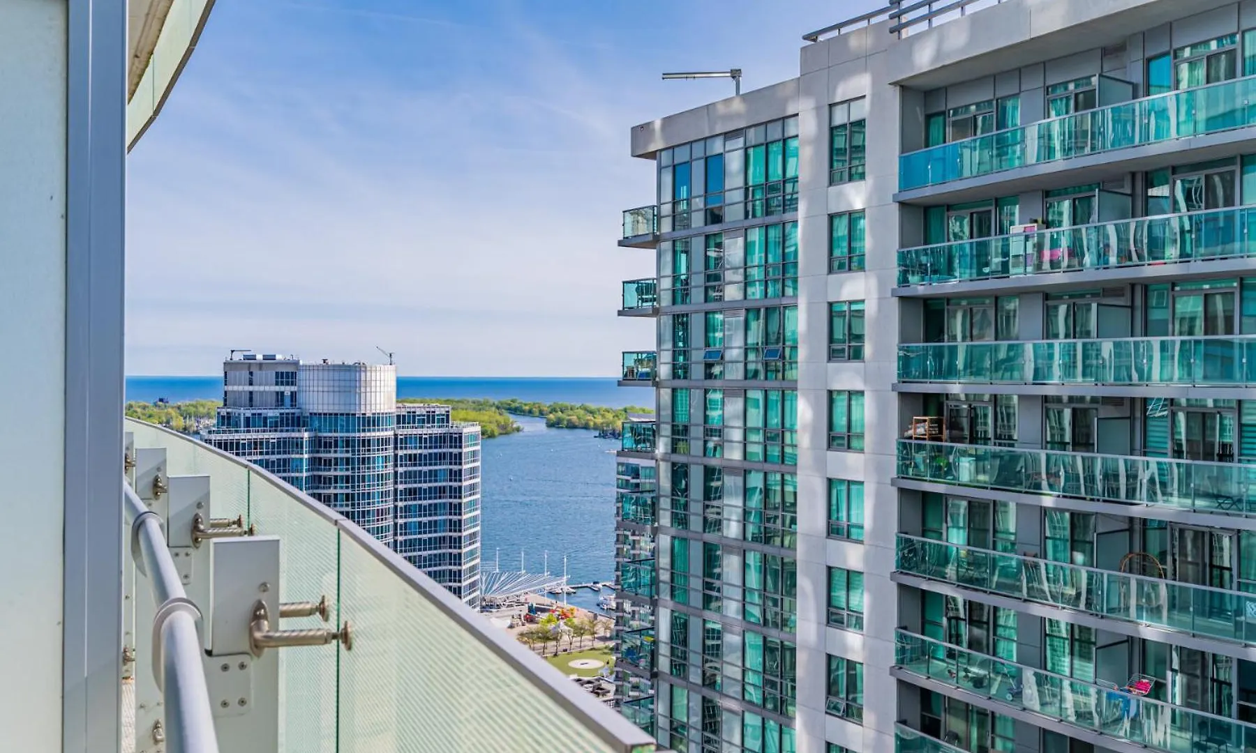 Apartment Downtown Suites Toronto Canada