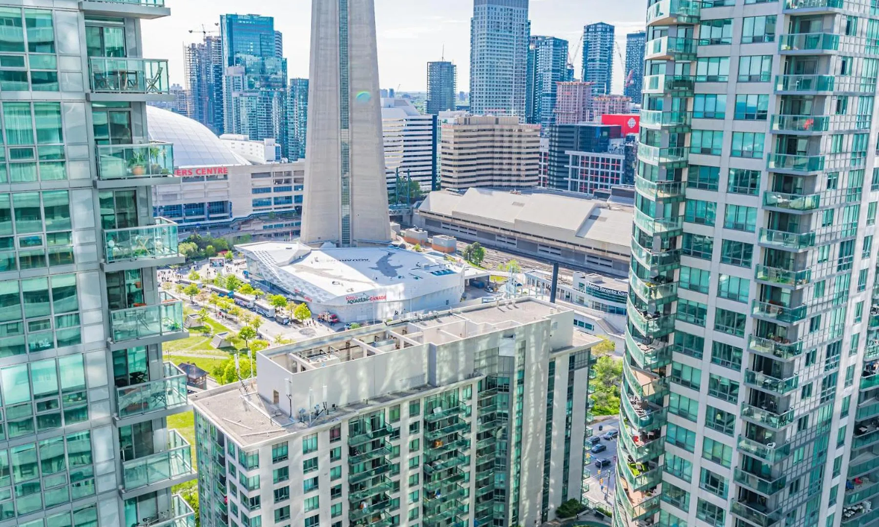 Downtown Suites Toronto Apartment